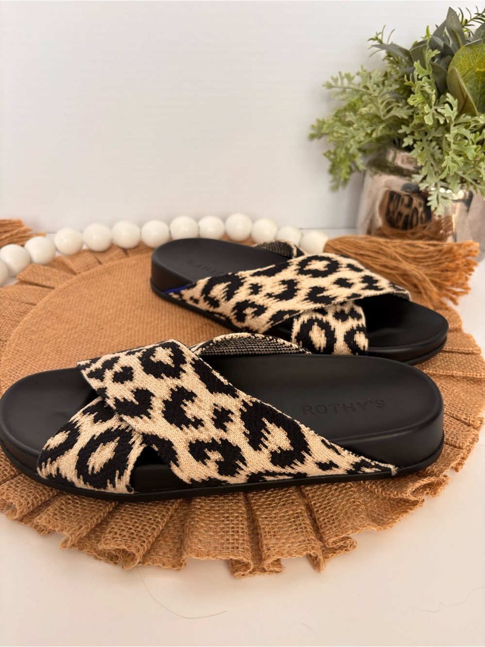 Rothy’s The Weekend Slide Sandy Cat Black Womens Size 7 - Picture 3 of 12